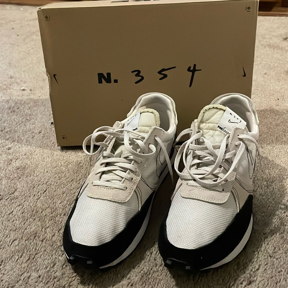 Men’s 10.5 Nike DBreak-Type Sneaker